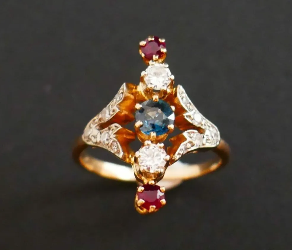 Bague Marquise Diamants, Saphirs et Rubis