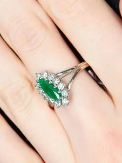 Bague Marquise Emeraude Diamants