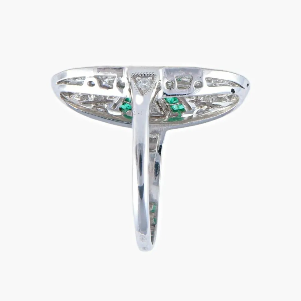 Bague Marquise Emeraude Diamants