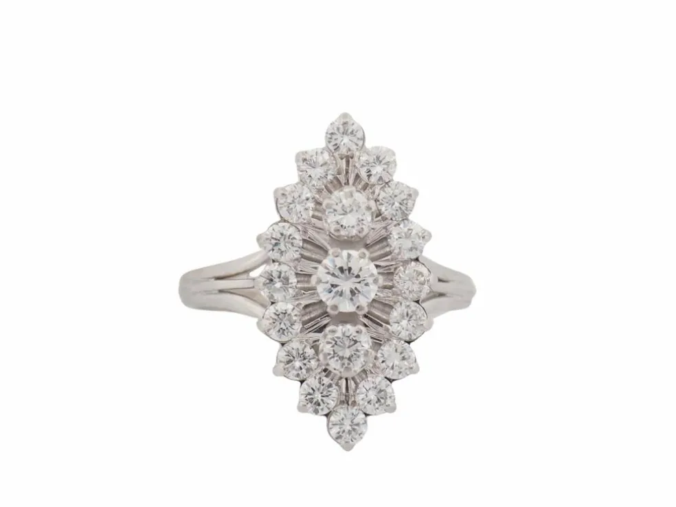 Bague marquise en or blanc et diamants 1.20ct