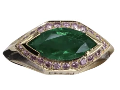 Bague Marquise en or jaune avec émeraude et diamant rose