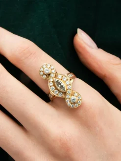 Bague Marquise Forme Entrelacée, Diamants, Or Jaune