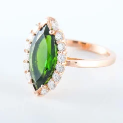 Bague Marquise Grenat Tsavorite Diamants