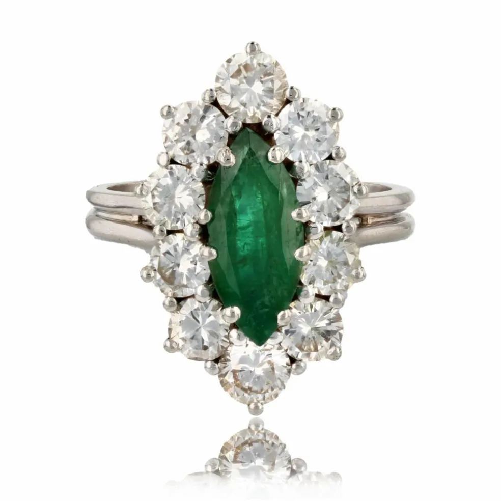 Bague marquise émeraude diamants
