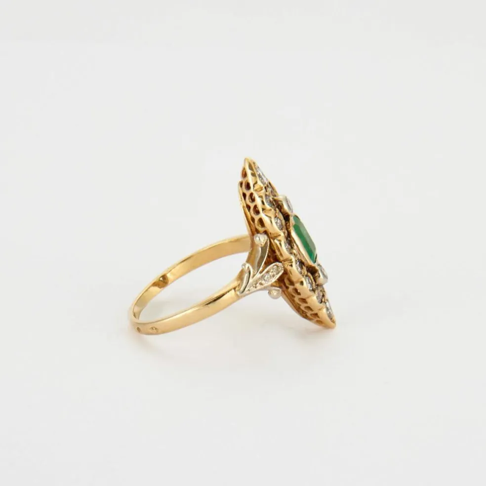 Bague Marquise émeraude et diamants