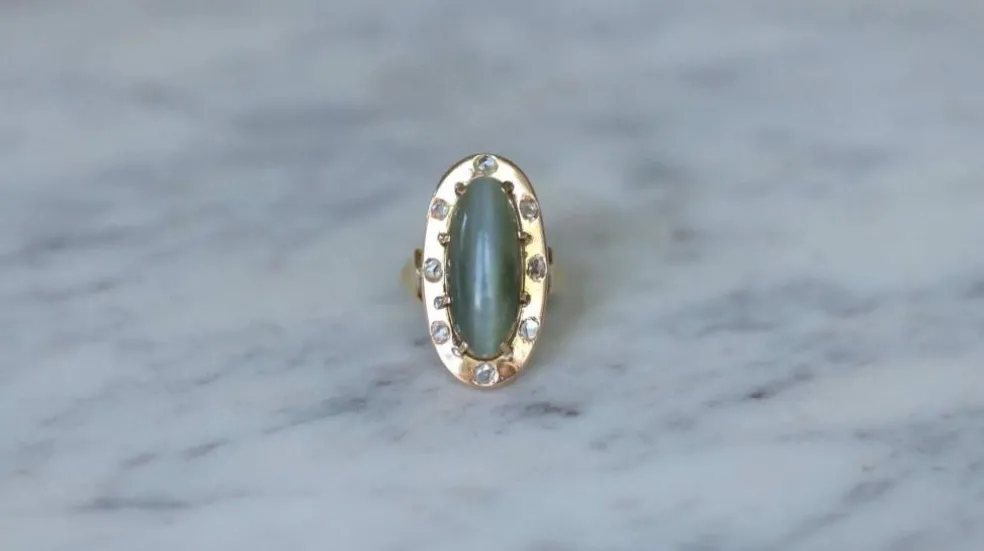 Bague Marquise oeil de chat, diamants