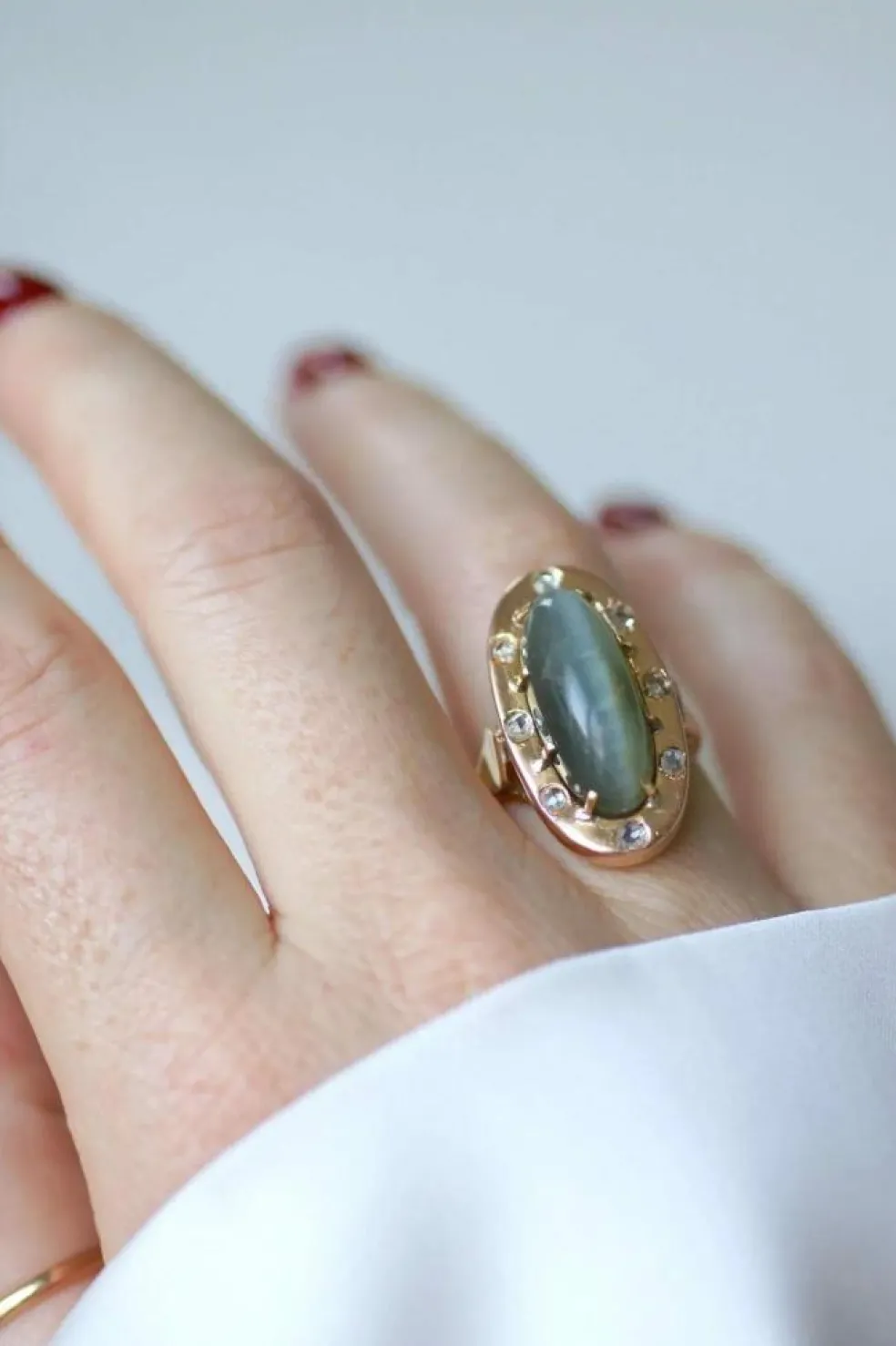 Bague Marquise oeil de chat, diamants