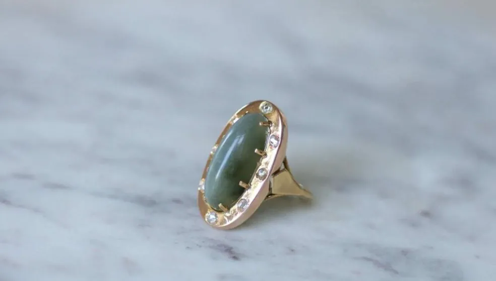 Bague Marquise oeil de chat, diamants