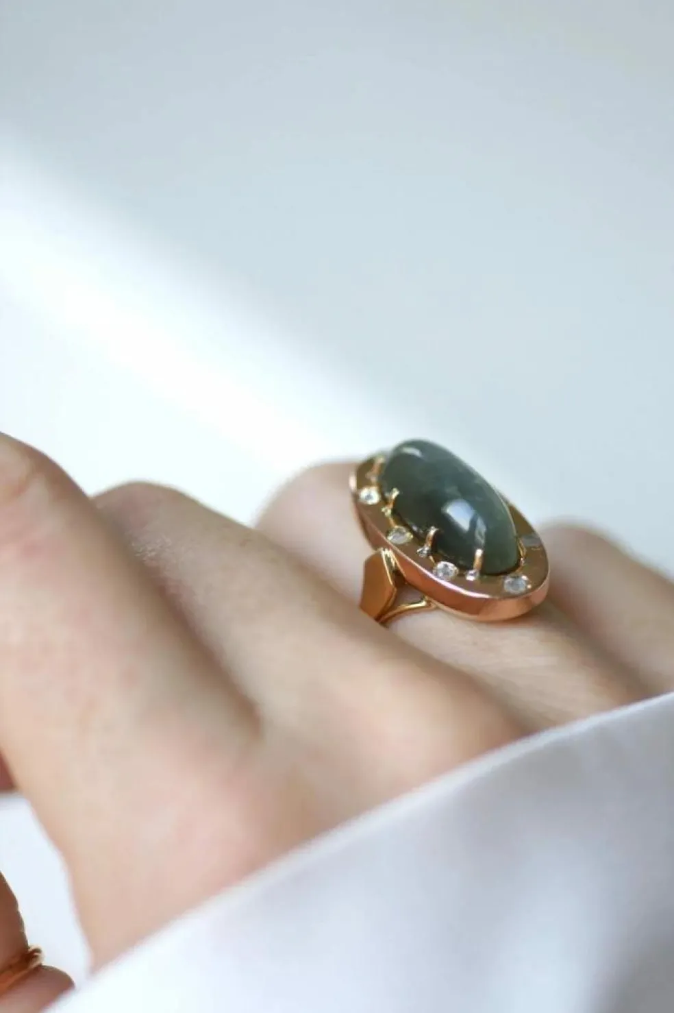 Bague Marquise oeil de chat, diamants