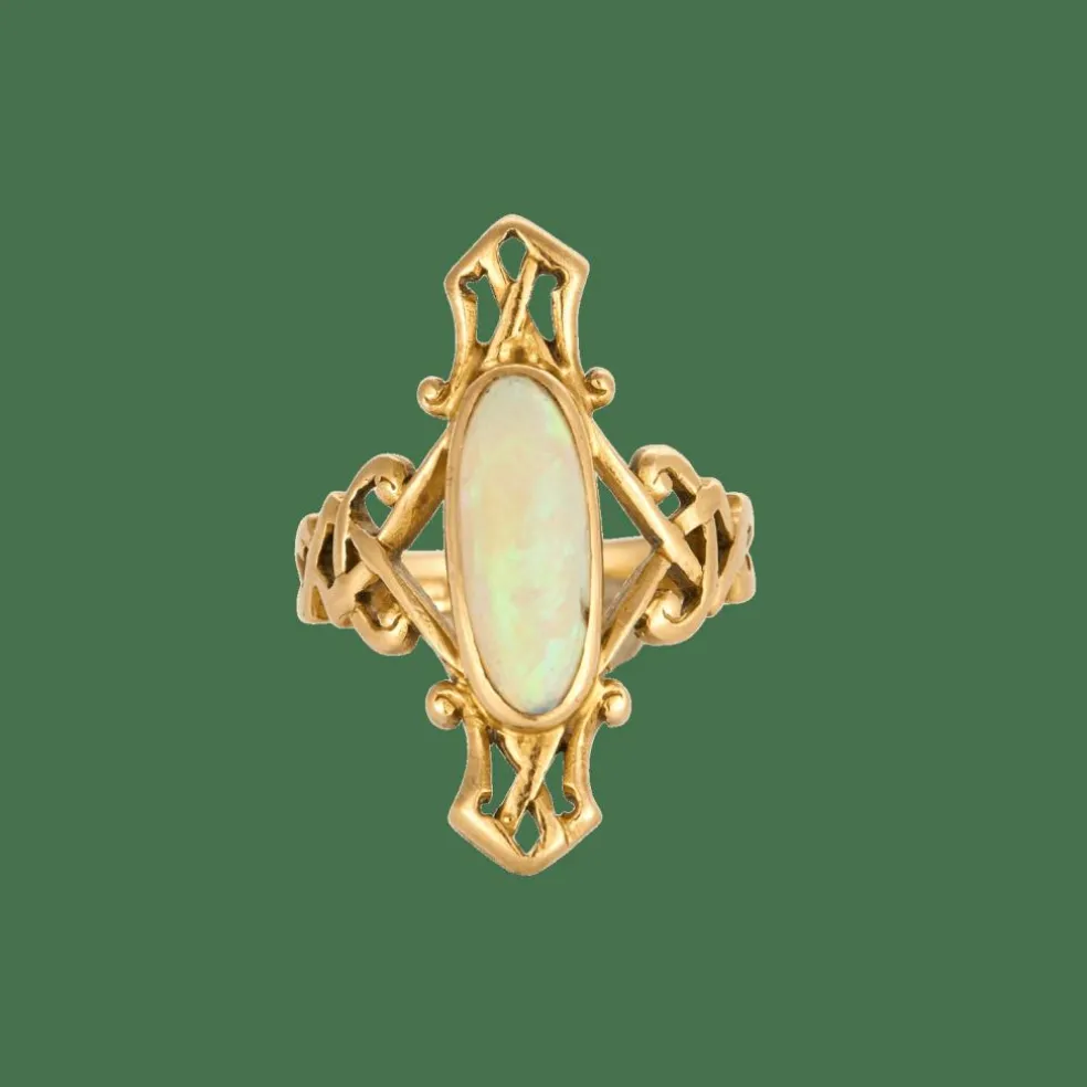 Bague marquise opale et or jaune