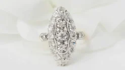 Bague marquise or bicolore et diamants