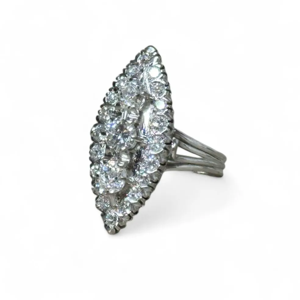 Bague marquise or blanc 2 carats de diamants