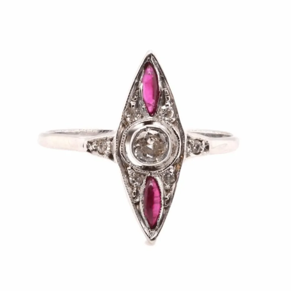 Bague Marquise Or blanc Diamants Rubis