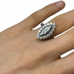Bague Marquise or blanc diamants