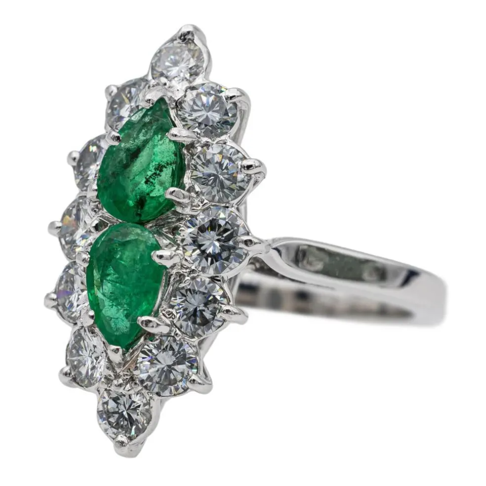 Bague Marquise Or blanc Emeraude