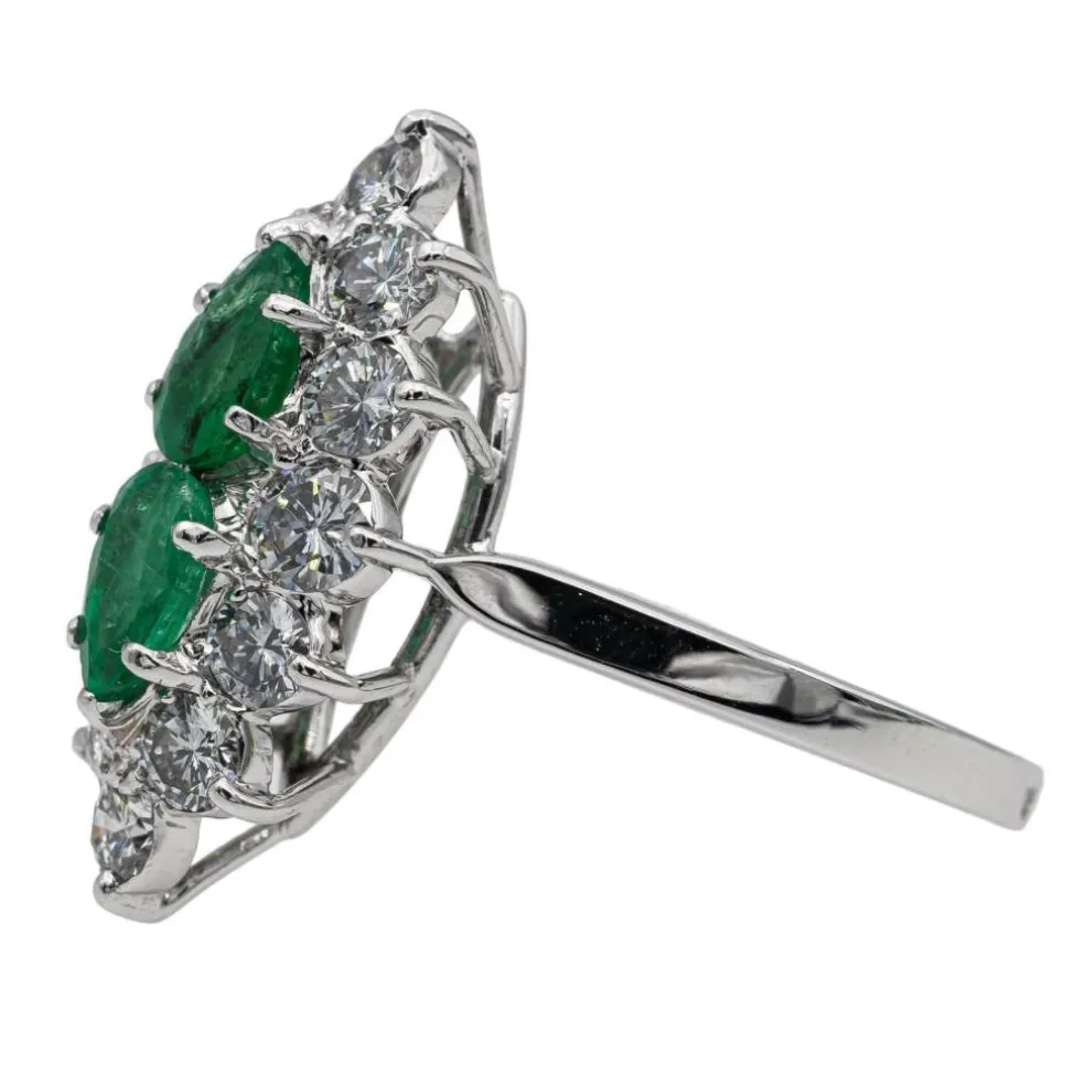 Bague Marquise Or blanc Emeraude