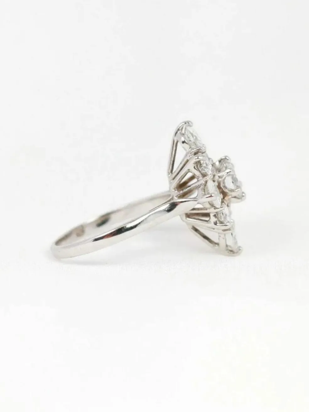 Bague marquise or diamants