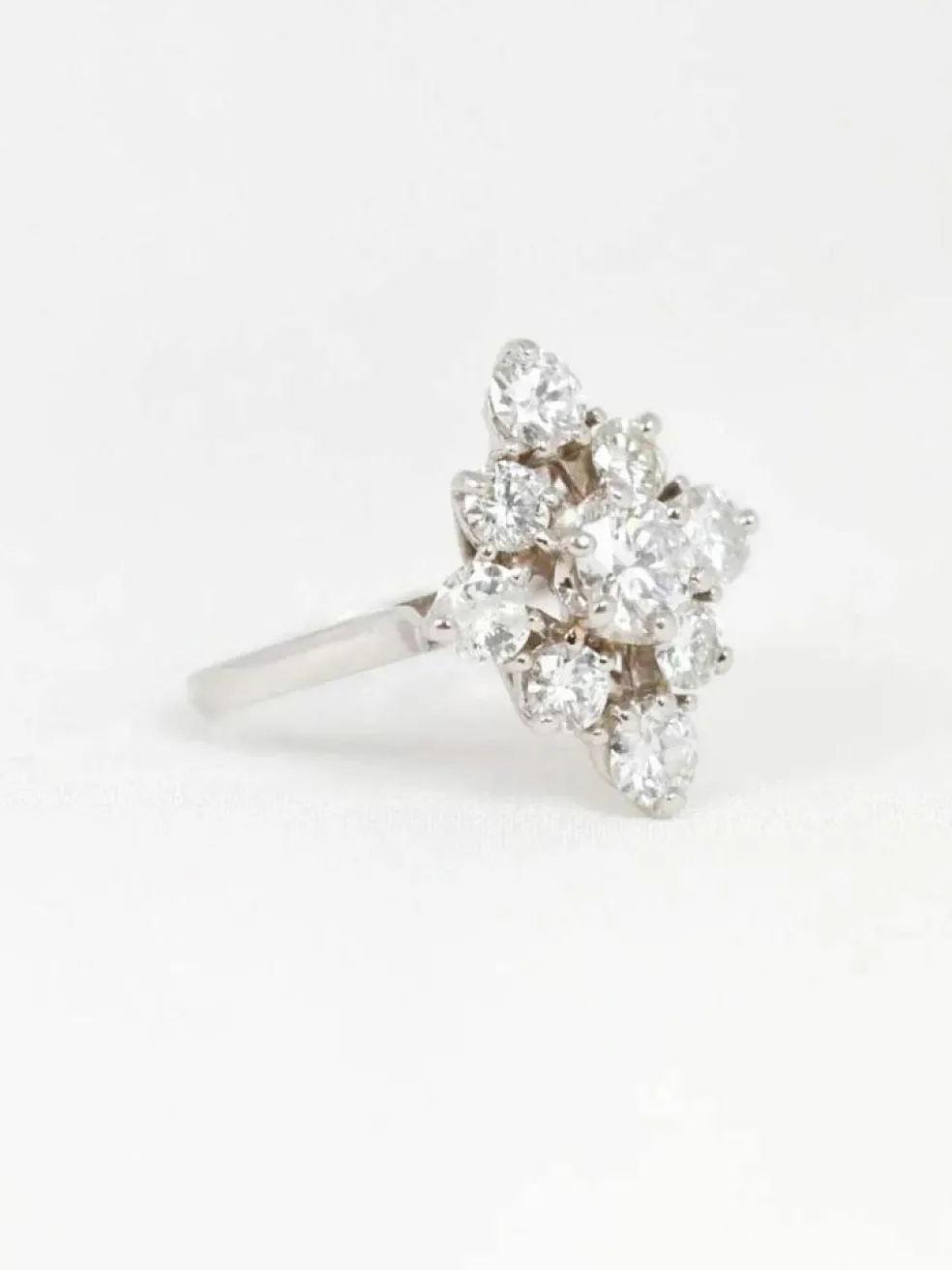 Bague marquise or diamants