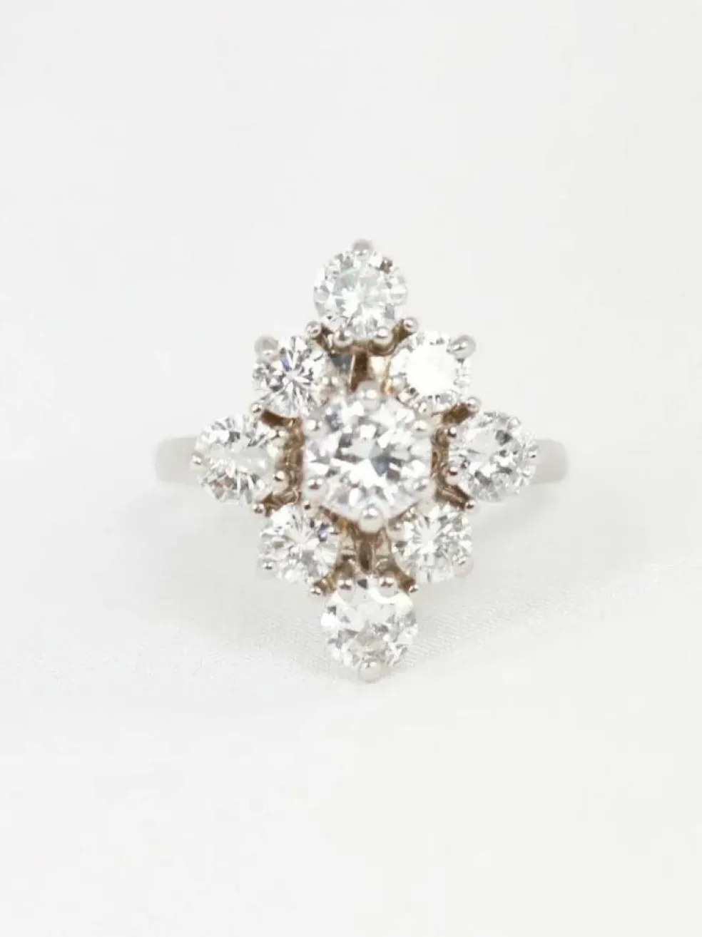 Bague marquise or diamants