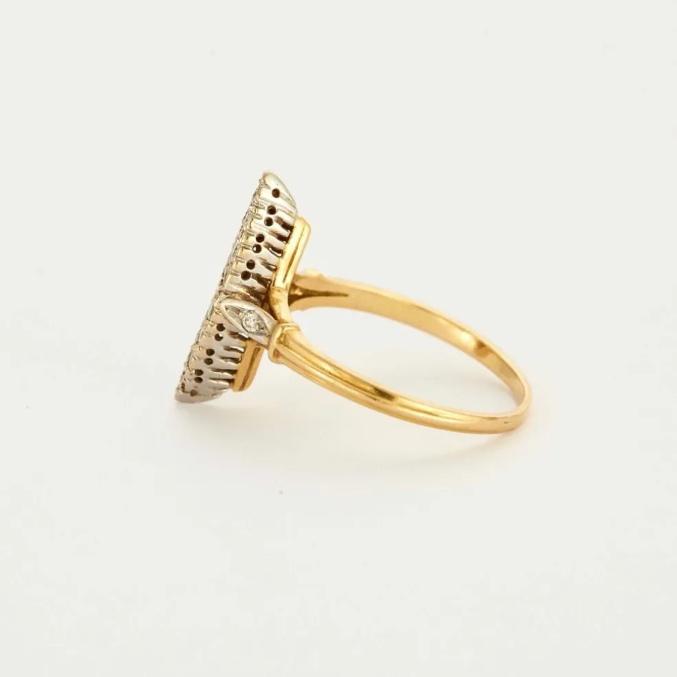 Bague marquise or gris et jaune pavée de diamants