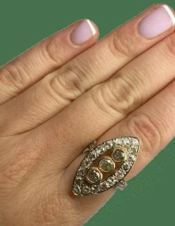 Bague marquise or jaune diamants