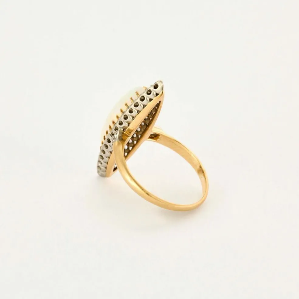 Bague Marquise or jaune et gris, opale et diamants