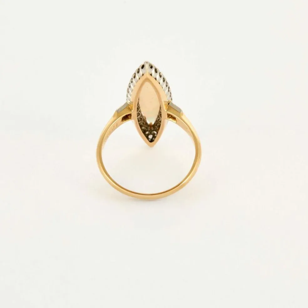 Bague Marquise or jaune et gris, opale et diamants