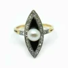 Bague Marquise or jaune, onyx, diamants
