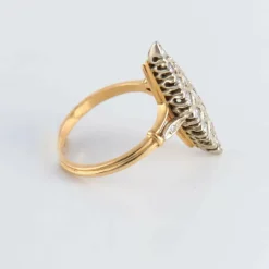 Bague Marquise or jaune pavage Diamants