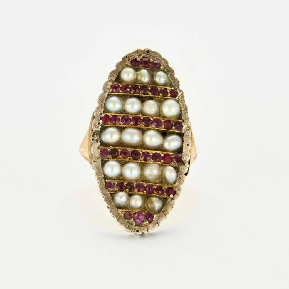 Bague marquise or jaune rubis perles