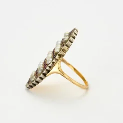 Bague marquise or jaune rubis perles