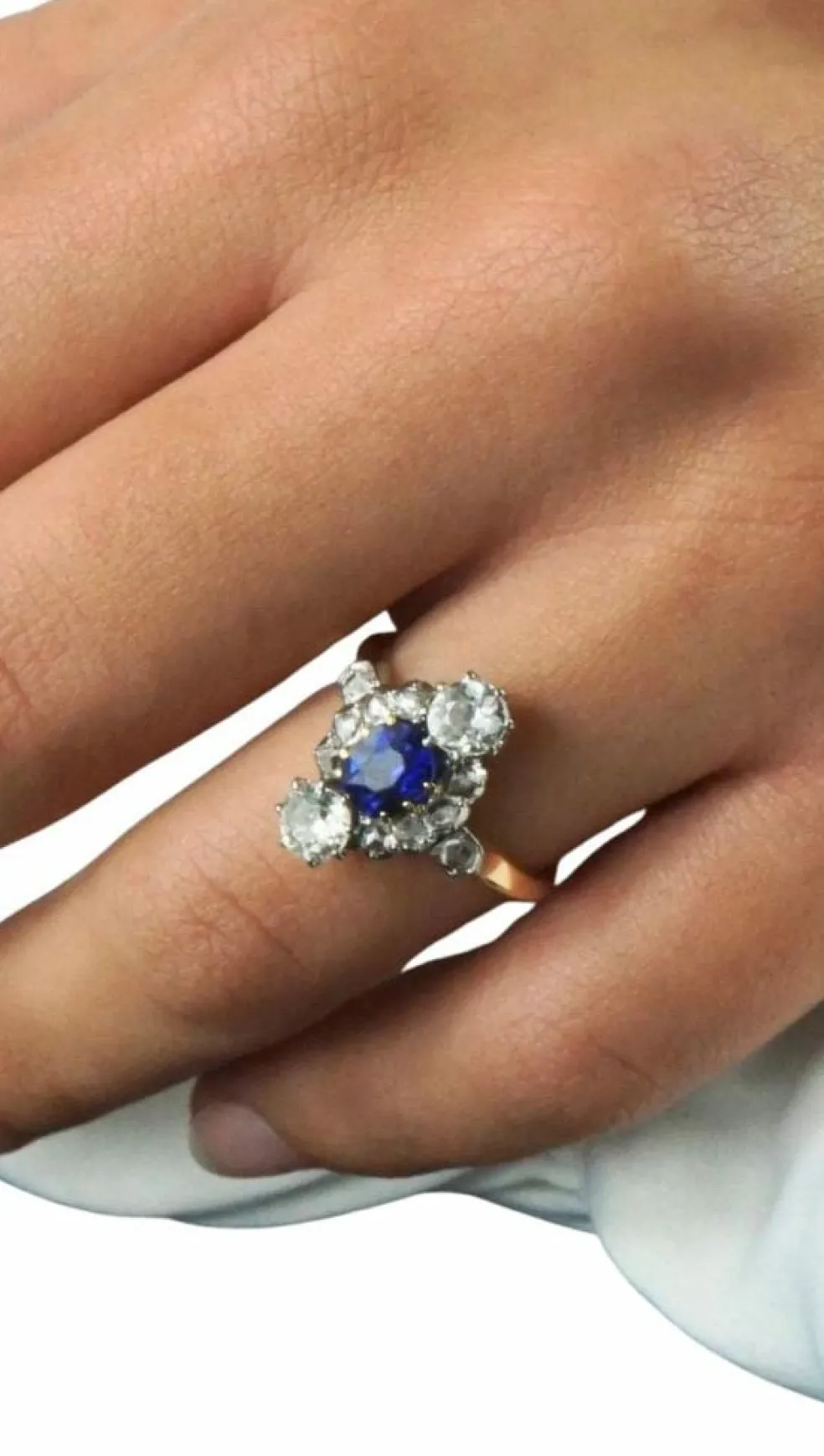 Bague marquise or jaune saphir diamants