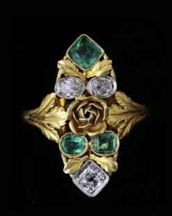 Bague marquise or, émeraudes et diamants Art Nouveau