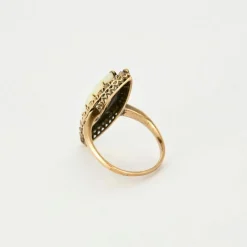 Bague marquise or rose et argent, opale et diamants