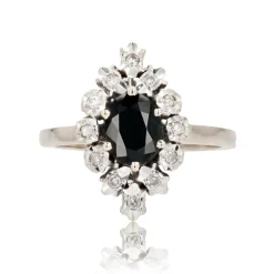 Bague marquise saphir diamants or blanc
