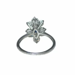 Bague marquise saphir diamants