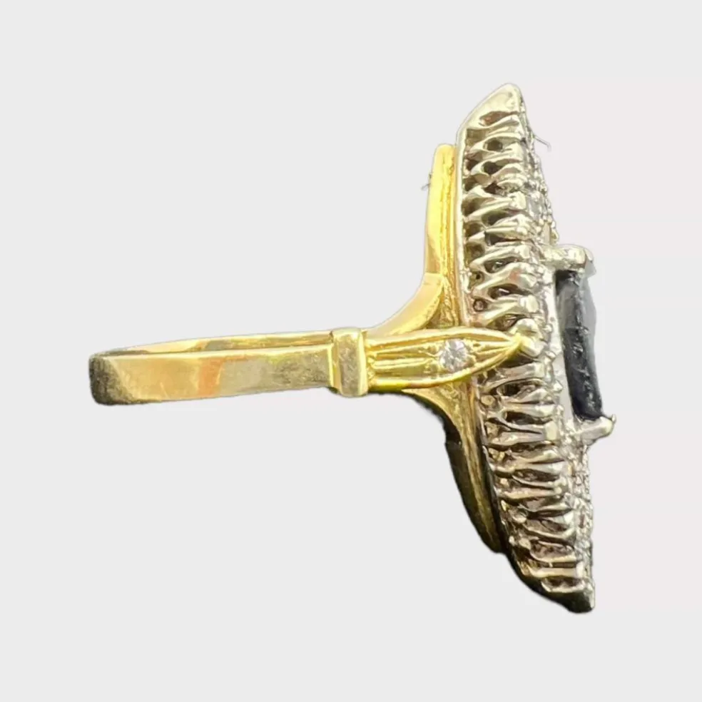 Bague Marquise saphir pavage diamants