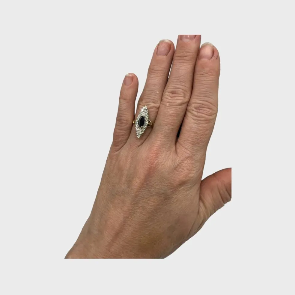 Bague Marquise saphir pavage diamants