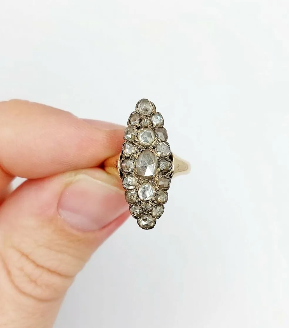 Bague marquise victorienne or jaune et argent, diamants (circa 1880)