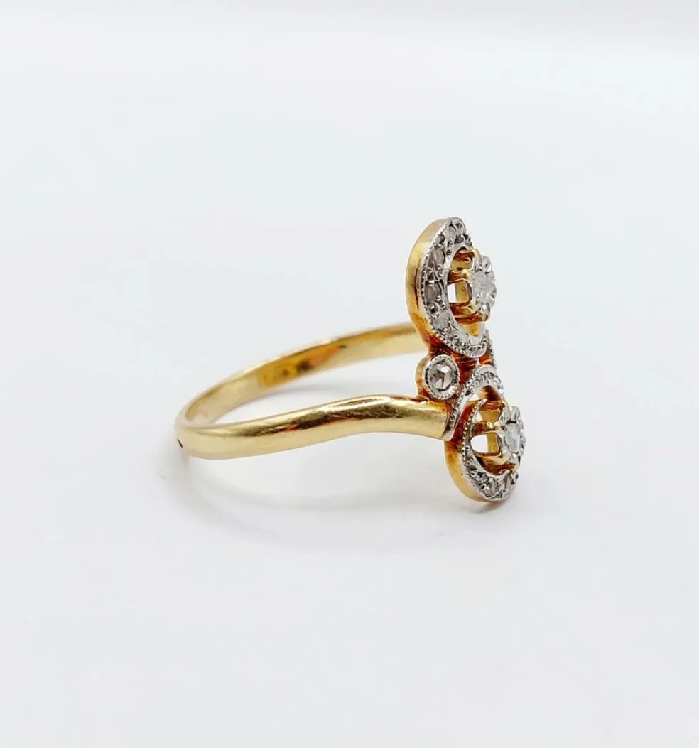 Bague marquise victorienne en or et diamant sertis étoilé