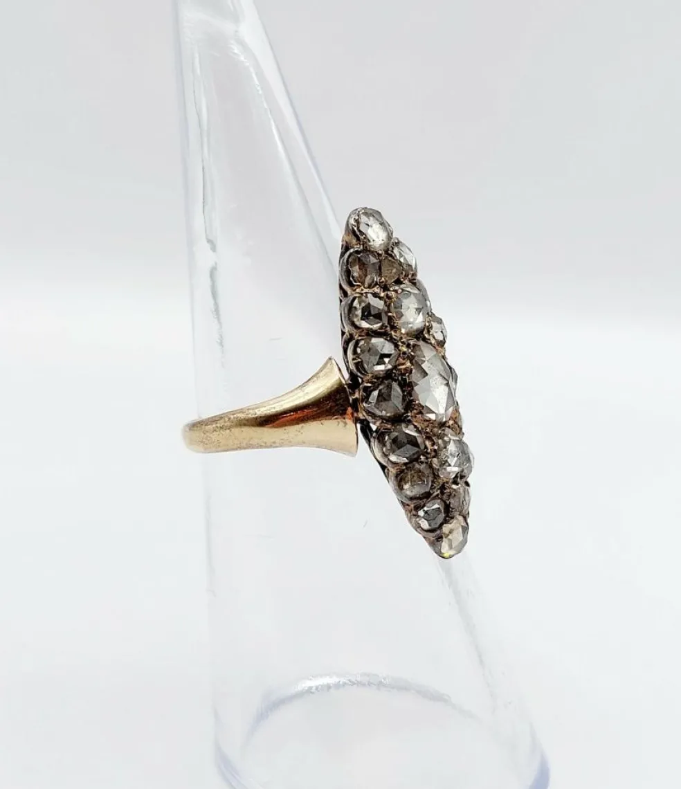 Bague marquise victorienne or jaune et argent, diamants (circa 1880)