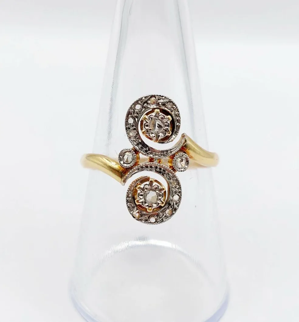Bague marquise victorienne en or et diamant sertis étoilé