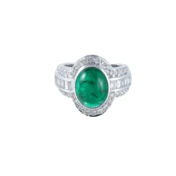 Bague émeraude cabochon