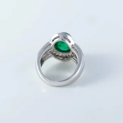Bague émeraude cabochon