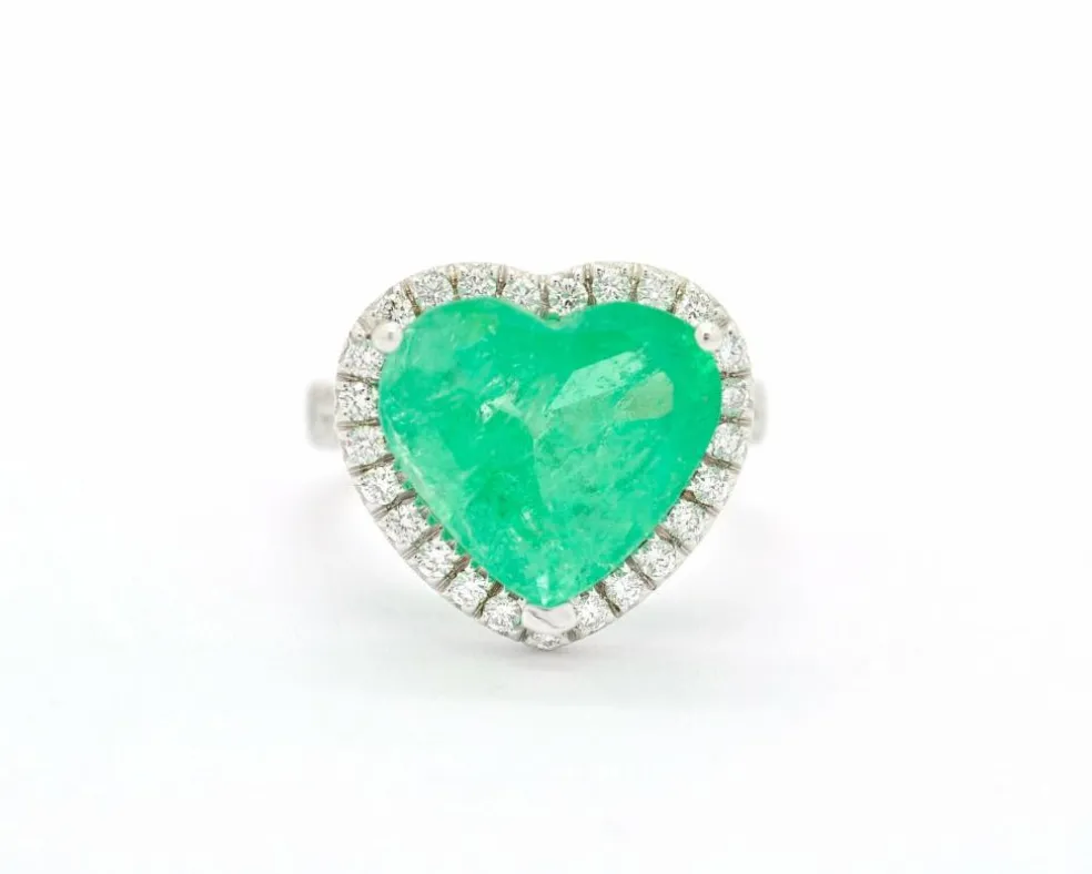 Bague émeraude coeur Colombie 6,60 ct et diamants