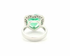 Bague émeraude coeur Colombie 6,60 ct et diamants