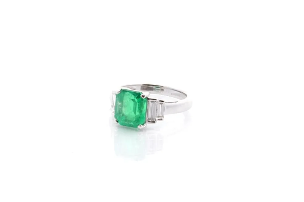 Bague émeraude de Colombie de 2,54cts et diamants