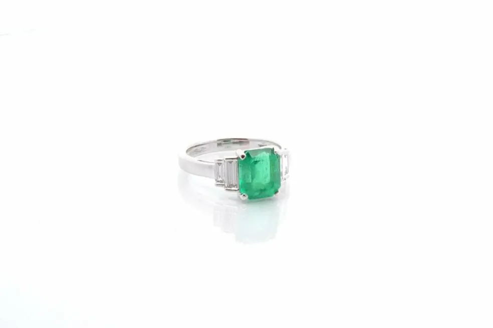 Bague émeraude de Colombie de 2,54cts et diamants