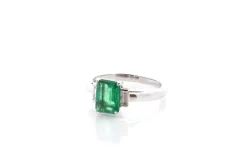 Bague émeraude de 1,40cts et diamants