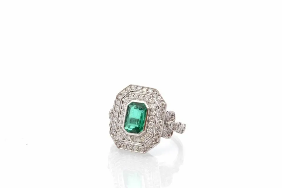 Bague émeraude de 1,70cts et diamants